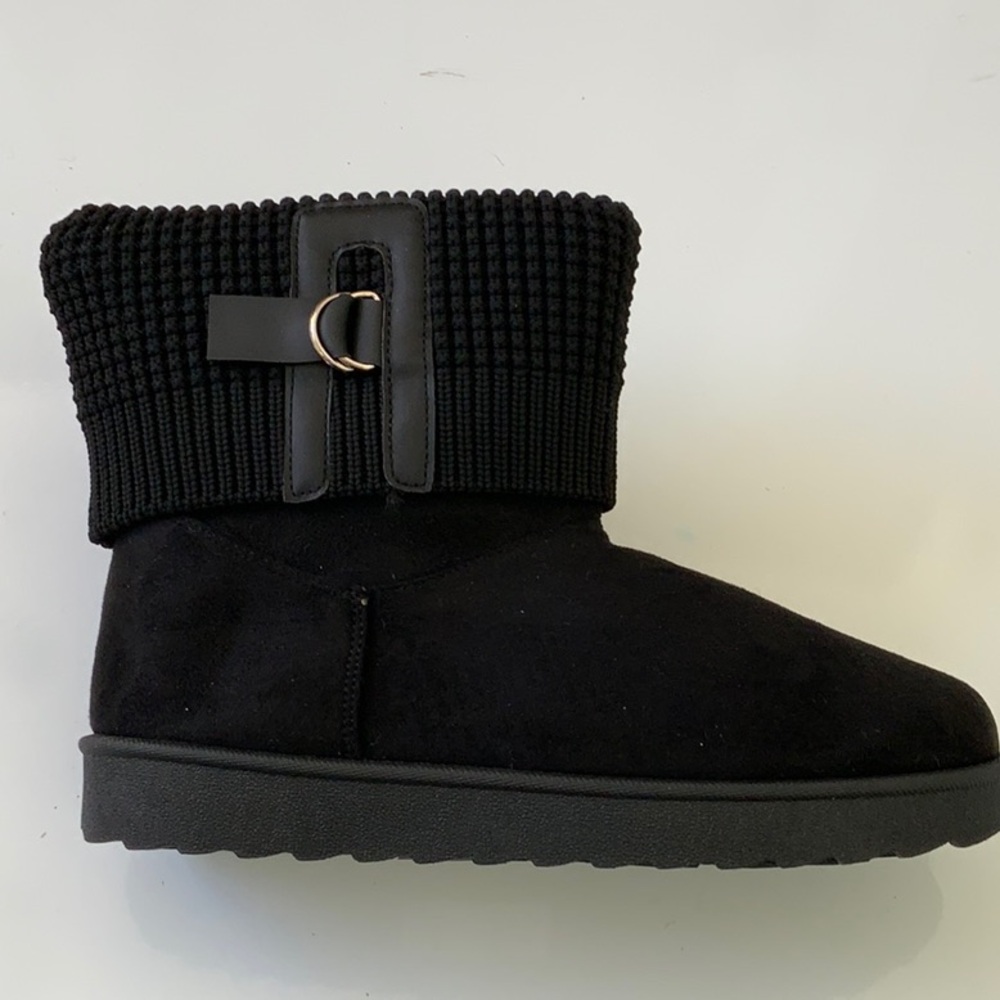 Avenue women’s hug boots